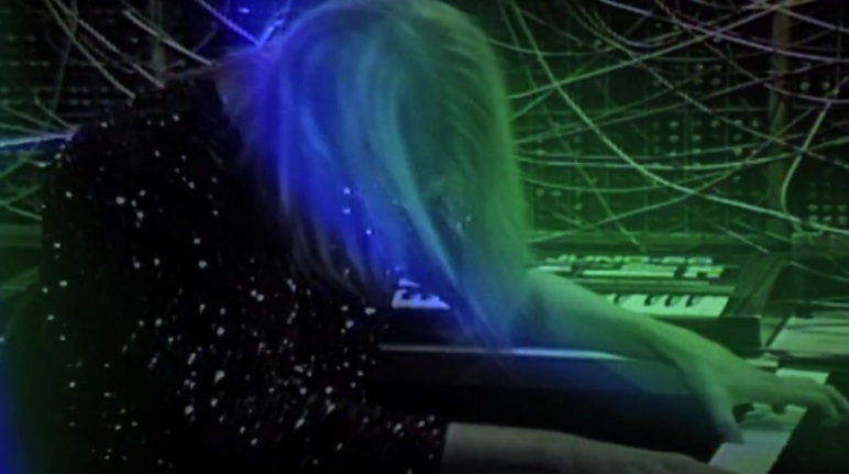 Chrome Canyon shares video for “Pluze”