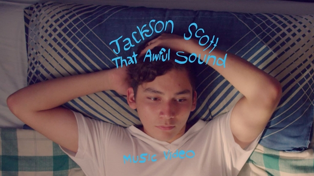 Jackson Scott shares video for “That Awful Sound,” launches tour