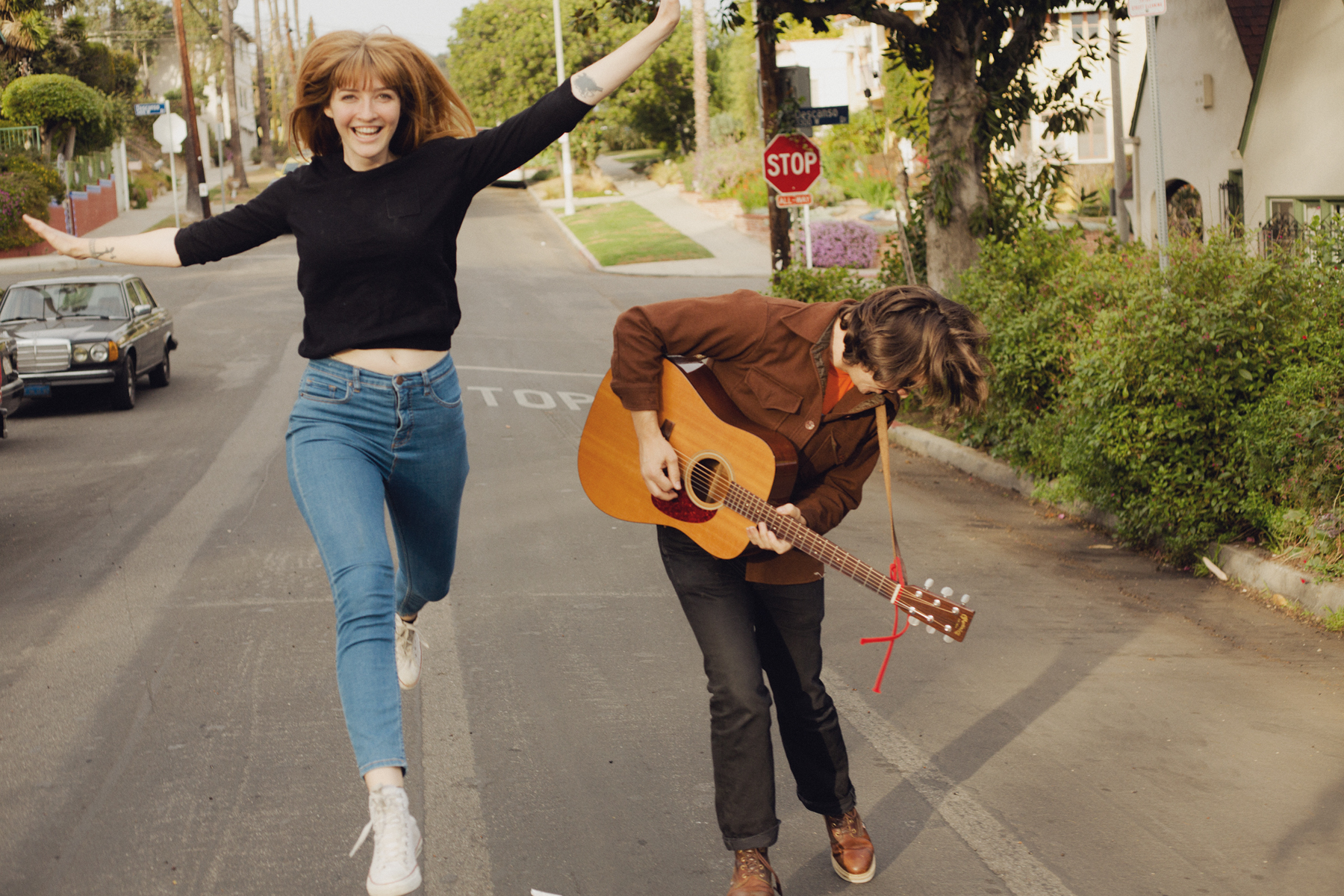 La Sera shares first single from forthcoming album