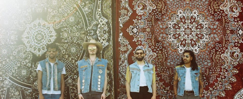 Flamingods unveil new music video for “Paradise Drive” and share new track “Club Coco,” their album Levitation is out this Friday via Moshi Moshi Records Flamingods unveil new music video for “Paradise Drive” and share new track “Club Coco,” their album Levitation is out this Friday via Moshi Moshi Records