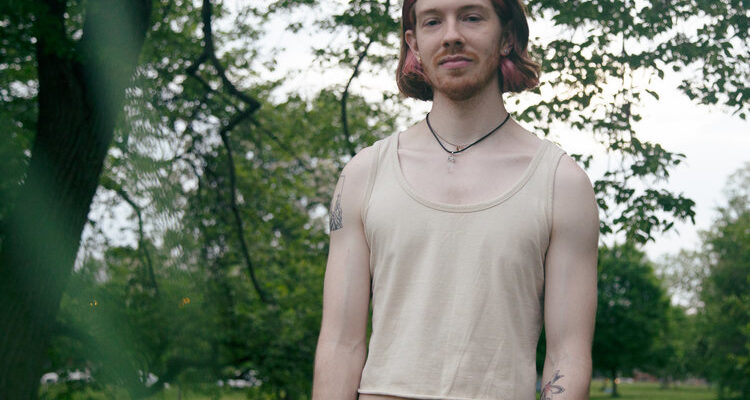 Chicago’s Andrew Krull shares “Magnolia” & announces debut EP; ‘It All Goes’ is due 8/27 Chicago’s Andrew Krull shares “Magnolia” & announces debut EP; ‘It All Goes’ is due 8/27